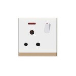 HEE Lotus XL 15A 3Pin Round Socket with Switch